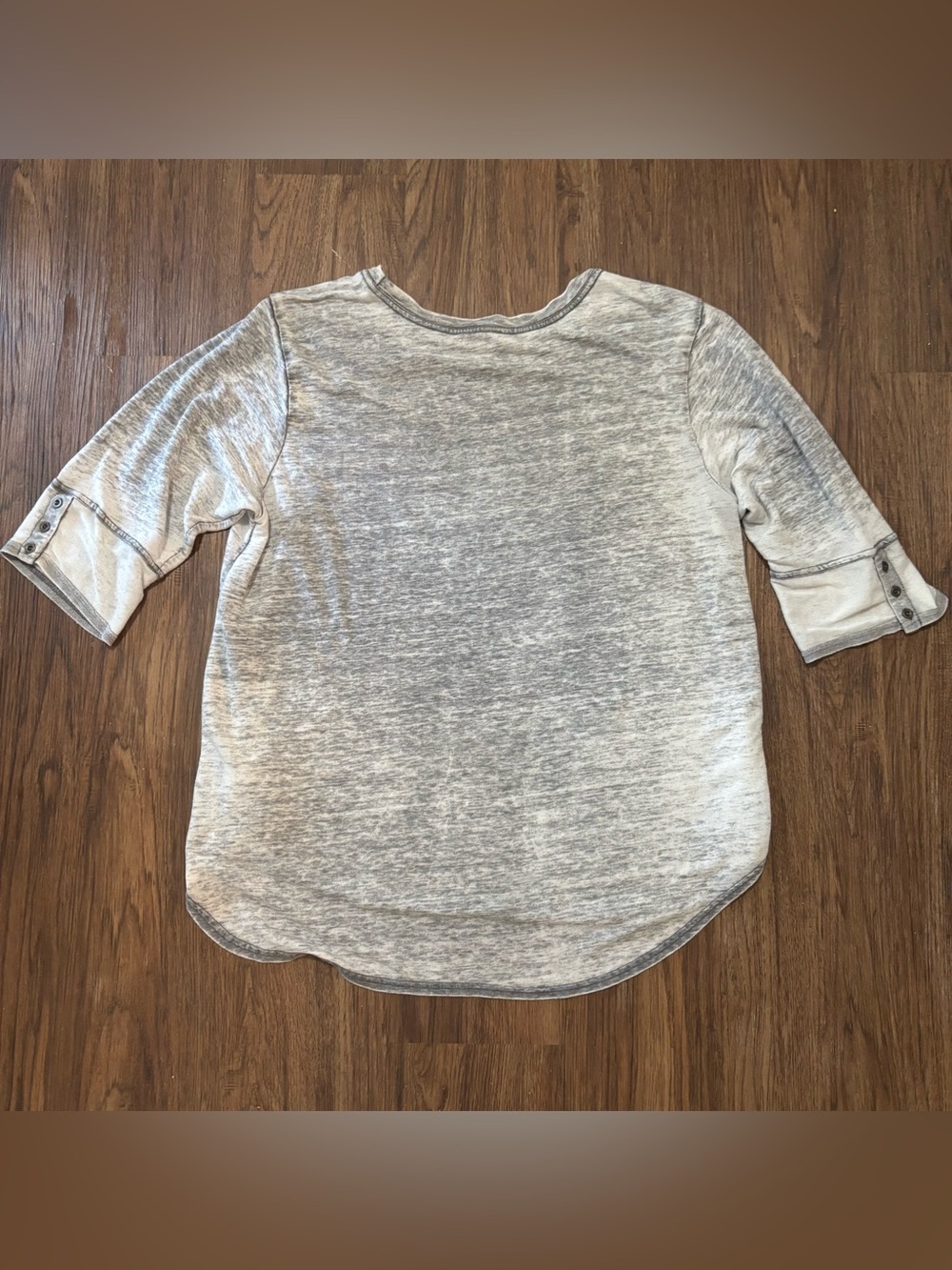 Jane and Delancey 2XL Gray Distressed 3/4 Sleeve Tunic Top Bronze Buttons